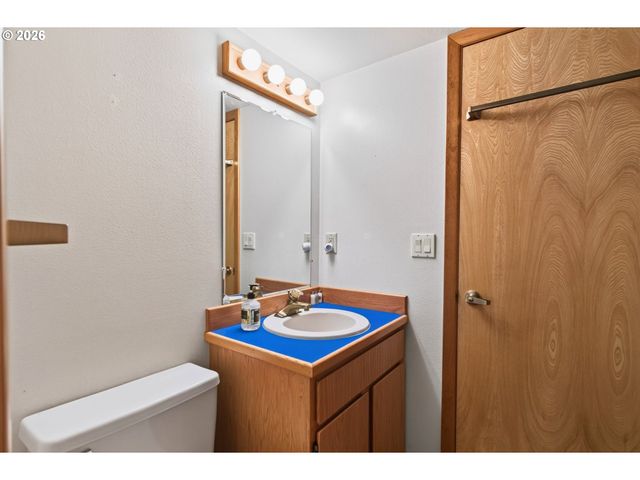 30013 MAPLE Dr, Rainier, OR 97048