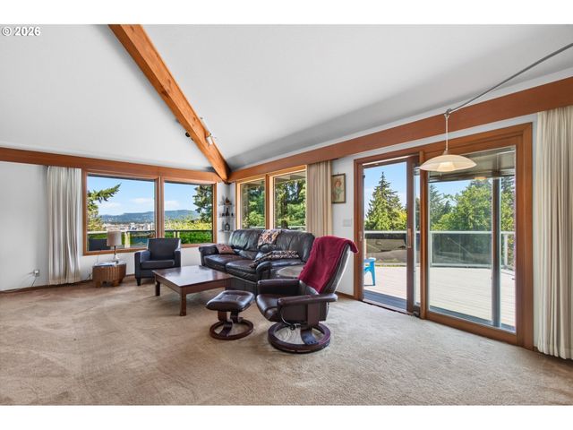 30013 MAPLE Dr, Rainier, OR 97048