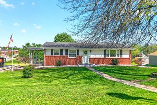 1142 W Laurel Cir, Mt Pleasant Twp, PA 15666