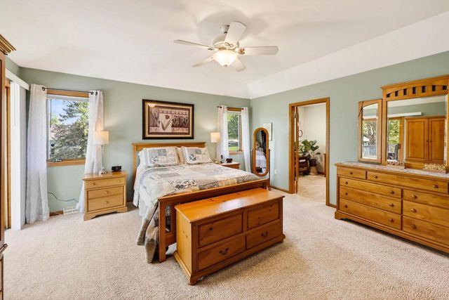 5 Vienna Circle, Madison, WI 53718