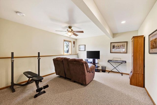 5 Vienna Circle, Madison, WI 53718