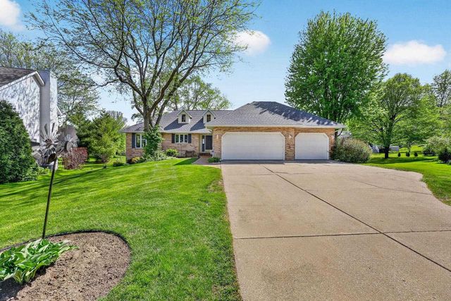 5 Vienna Circle, Madison, WI 53718