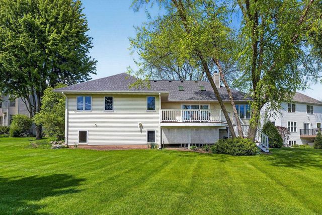 5 Vienna Circle, Madison, WI 53718