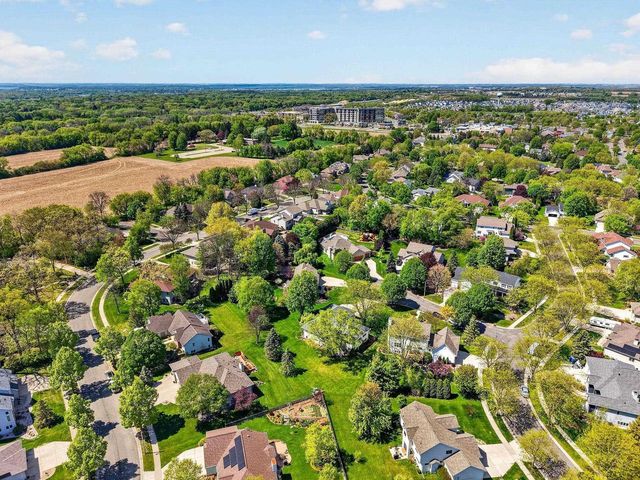 5 Vienna Circle, Madison, WI 53718