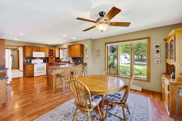 5 Vienna Circle, Madison, WI 53718