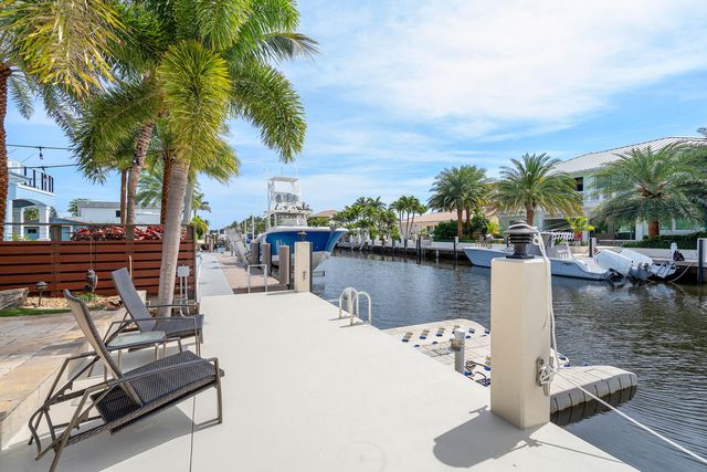 2330 NE 48TH Street NE, Lighthouse Point, FL 33064