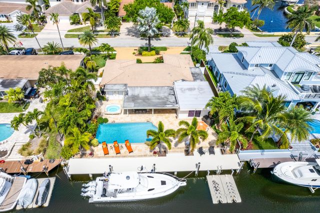 2330 NE 48TH Street NE, Lighthouse Point, FL 33064