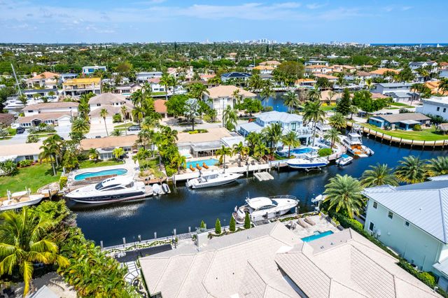 2330 NE 48TH Street NE, Lighthouse Point, FL 33064