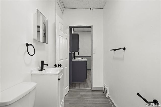 385 7th Street Lower, Buffalo, NY 14201