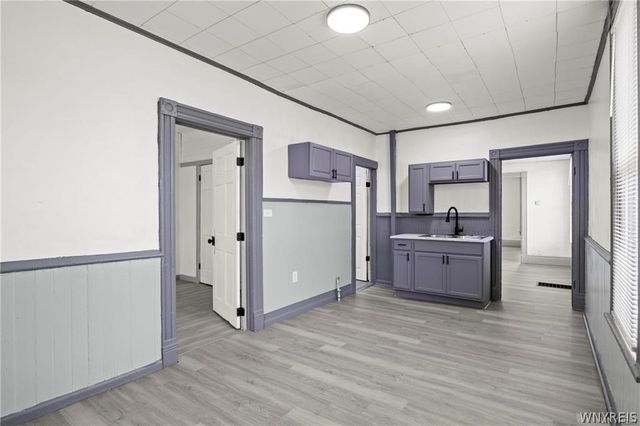 385 7th Street Lower, Buffalo, NY 14201