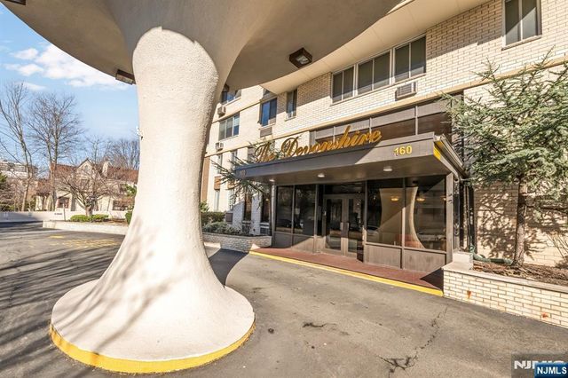 160 Overlook Avenue 3A, Hackensack, NJ 07601