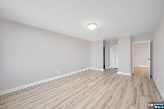 160 Overlook Avenue 3A, Hackensack, NJ 07601