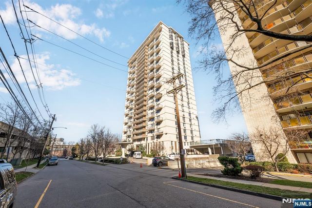 160 Overlook Avenue 3A, Hackensack, NJ 07601