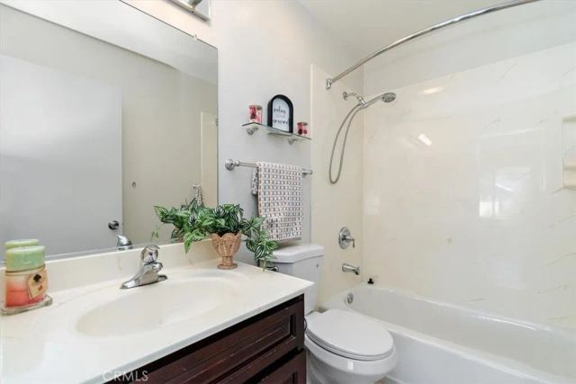 17112 Maurice, Cerritos, CA 90703