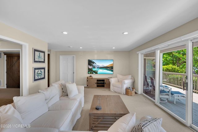 103 Bay Point Harbour 103, Point Pleasant, NJ 08742