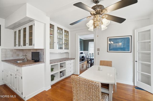 2006 Mount Vernon Avenue, Toledo, OH 43607