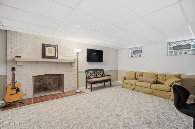 2006 Mount Vernon Avenue, Toledo, OH 43607