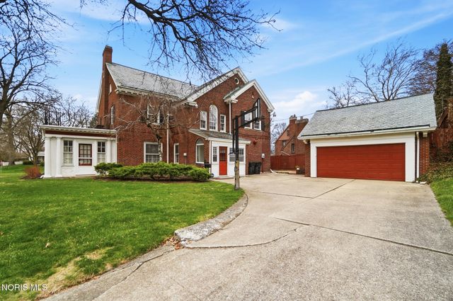 2006 Mount Vernon Avenue, Toledo, OH 43607