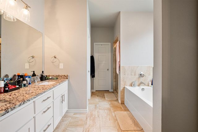 7904 McCulloch RD, Temple, TX 76502