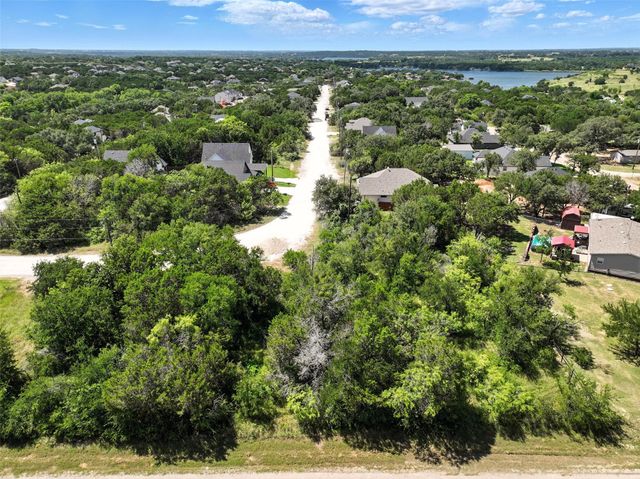 5801 Barkridge Drive, Granbury, TX 76048