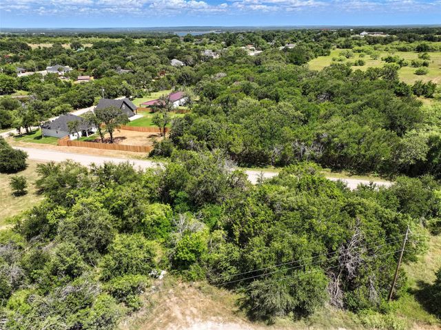 5801 Barkridge Drive, Granbury, TX 76048