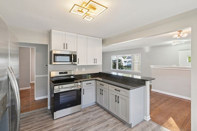 18036 Oakley Avenue, Lansing, IL 60438