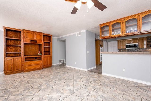 735 E Avenue K7, Lancaster, CA 93535