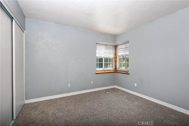 735 E Avenue K7, Lancaster, CA 93535