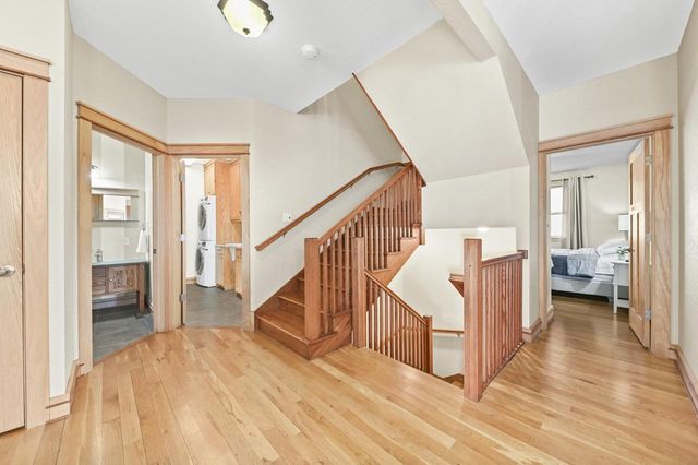 2132 N 113th STREET, Wauwatosa, WI 53226