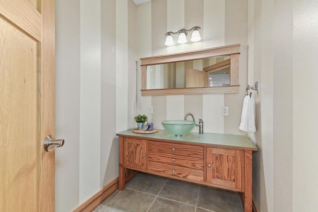 2132 N 113th STREET, Wauwatosa, WI 53226