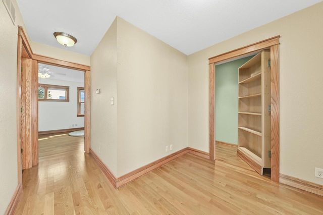 2132 N 113th STREET, Wauwatosa, WI 53226