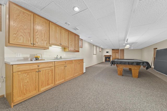 2132 N 113th STREET, Wauwatosa, WI 53226
