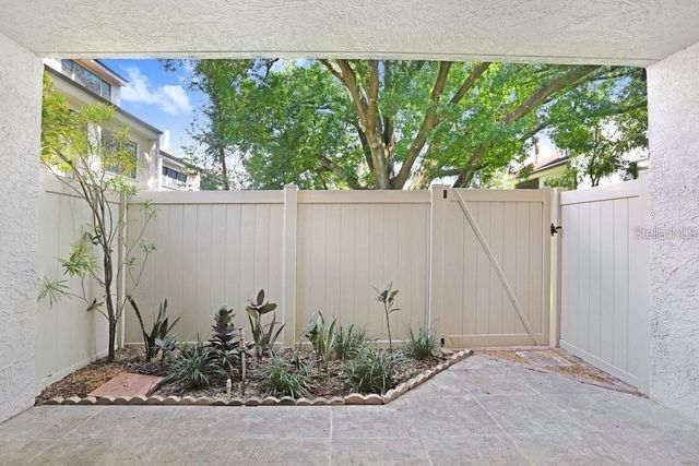 4833 PURITAN CIRCLE 101, Tampa, FL 33617