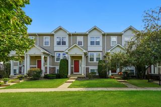 284 Holiday Lane, Hainesville, IL 60073