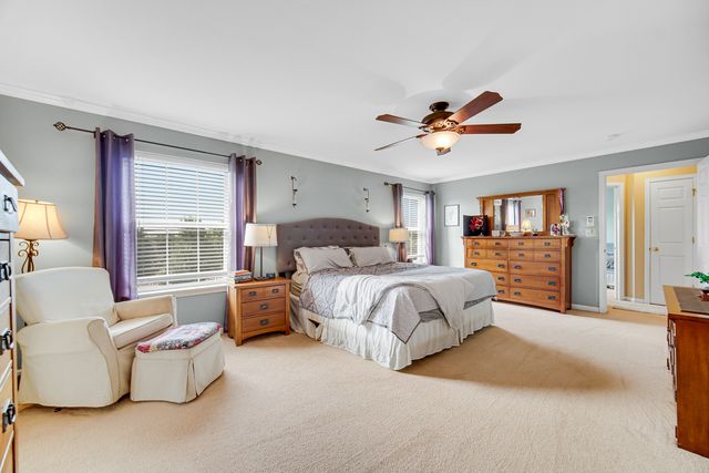 3097 Chalkstone Avenue, Elgin, IL 60124