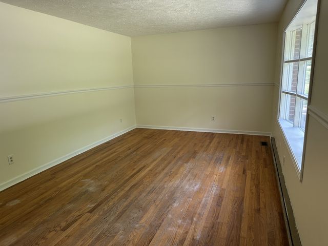 370 Wolfe Blvd, Erin, TN 37061