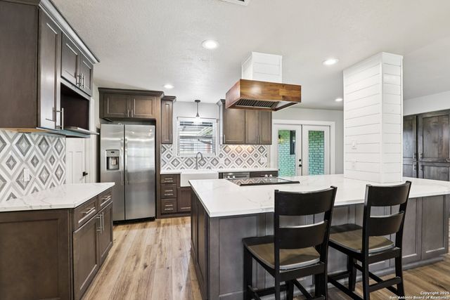 786 Renee, Seguin, TX 78155