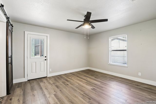 786 Renee, Seguin, TX 78155