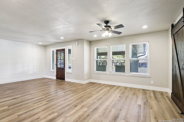 786 Renee, Seguin, TX 78155