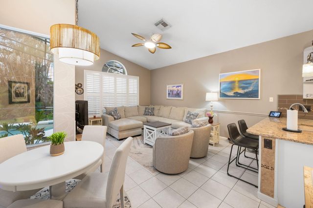 577 SW Saint Kitts Cove, Port St. Lucie, Port St Lucie, FL 34986