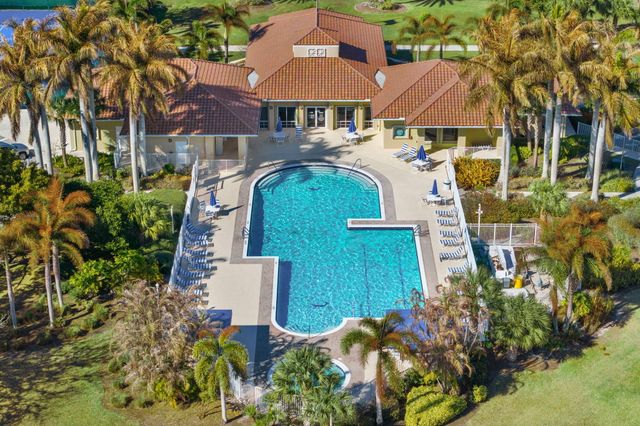 577 SW Saint Kitts Cove, Port St. Lucie, Port St Lucie, FL 34986