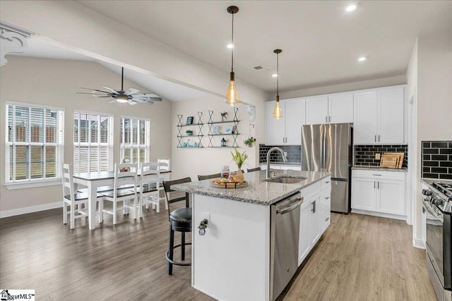 307 Vicksburg Drive, Piedmont, SC 29673