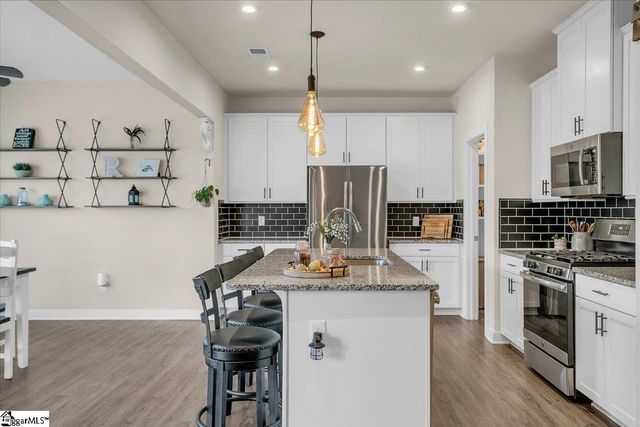 307 Vicksburg Drive, Piedmont, SC 29673