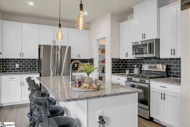 307 Vicksburg Drive, Piedmont, SC 29673