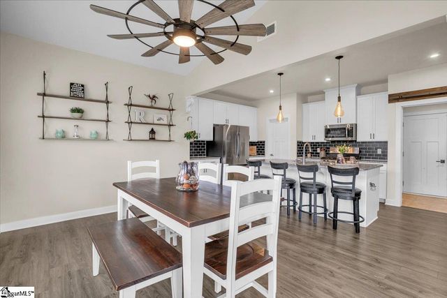 307 Vicksburg Drive, Piedmont, SC 29673