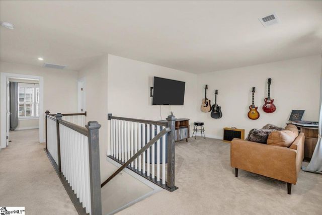 307 Vicksburg Drive, Piedmont, SC 29673