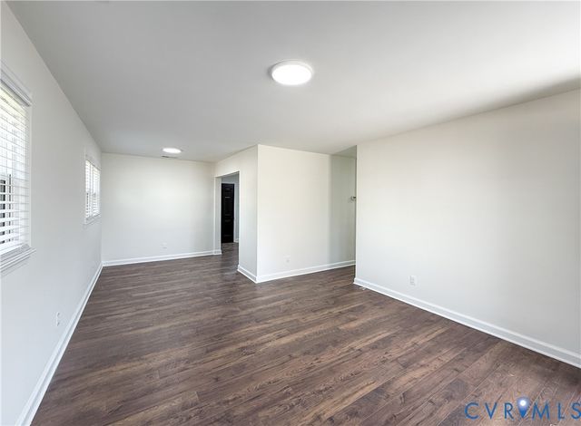 515 Gravatt Ave, Hopewell, VA 23860