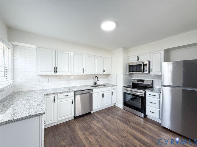 515 Gravatt Ave, Hopewell, VA 23860