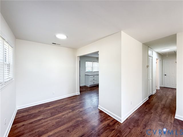 515 Gravatt Ave, Hopewell, VA 23860