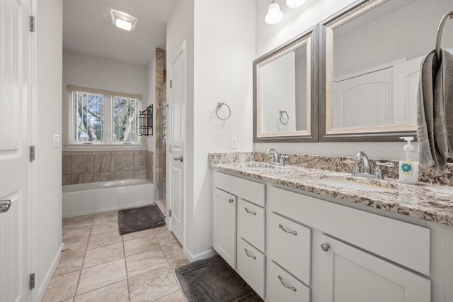5785 Layton Road, Fowlerville, MI 48836